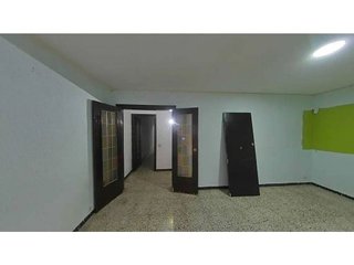 Piso en venta en Artigas - Llefià en Badalona