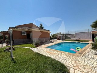Chalet en venta en Ctra de Sevilla - Ronda sur en Badajoz