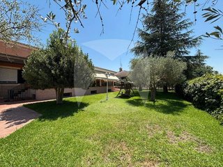 Chalet en venta en Ctra de Sevilla - Ronda sur en Badajoz