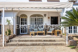 Chalet en venta en La Motilla en Dos Hermanas