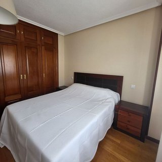 Piso en venta en Universidad en Ávila