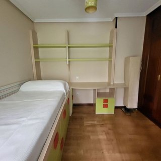Piso en venta en Universidad en Ávila