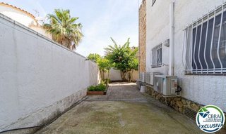Chalet en venta en Empuriabrava en Castelló d´Empúries
