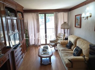 Piso en venta en Riu en Santa Coloma de Gramanet