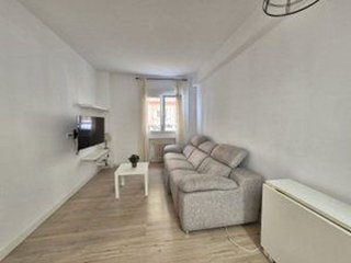 Piso en venta en Cuatro Caminos en Madrid