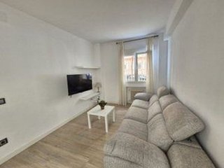 Piso en venta en Cuatro Caminos en Madrid