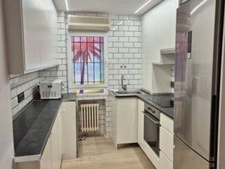 Piso en venta en Cuatro Caminos en Madrid