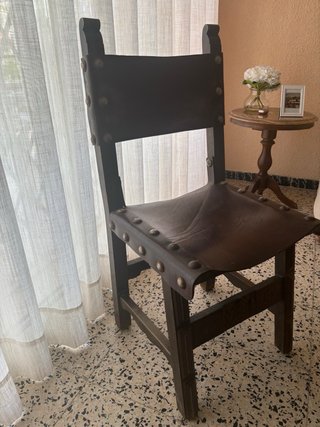 Mesa de comedor y 6 sillas