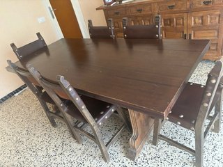 Mesa de comedor y 6 sillas