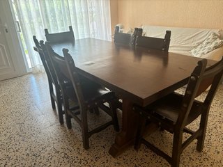 Mesa de comedor y 6 sillas