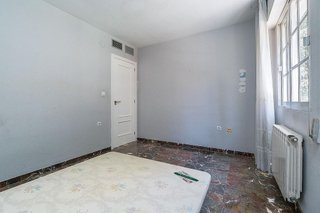 Piso en venta en Bola de Oro - Serrallo en Granada