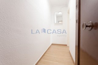 Piso en venta en Les Planes en Hospitalet de Llobregat, L´