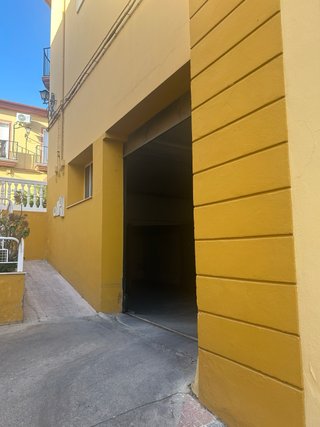 Cochera cerrada en Priego de Córdoba (609 642 493)