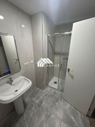 Piso en venta en Hospital - Parque sur en Albacete