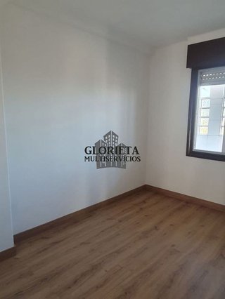 Piso en venta en Teis en Vigo