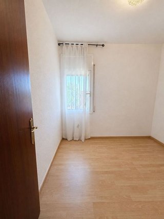 Piso en venta en El Raval - Safaretjos en Santa Coloma de Gramanet