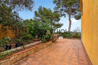 Casa en venta en Vallirana