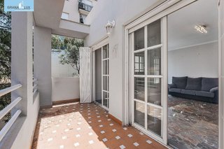 Piso en venta en Bola de Oro - Serrallo en Granada