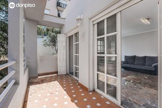 Piso en venta en Bola de Oro - Serrallo en Granada