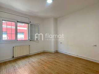Piso en venta en Centre en Hospitalet de Llobregat, L´