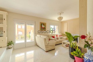 Chalet en venta en Cabanillas del Campo