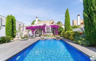 Casa en venta en Empuriabrava en Castelló d´Empúries