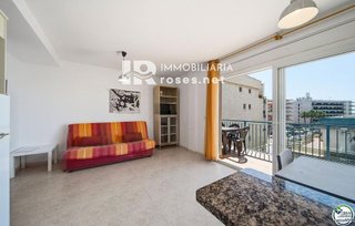 Piso en venta en Santa Margarida en Roses