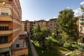 Piso en venta en Barrio de Zaidín en Granada