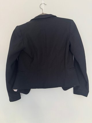 Americana corta H&M negra forro rosa Talla XS