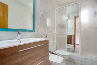 Piso en venta en Can Serra en Hospitalet de Llobregat, L´