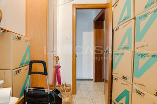 Piso en venta en Can Serra en Hospitalet de Llobregat, L´