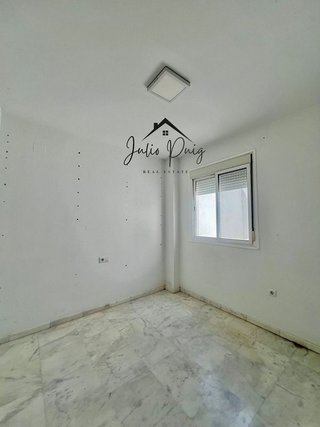 Piso en venta en Coria del Río
