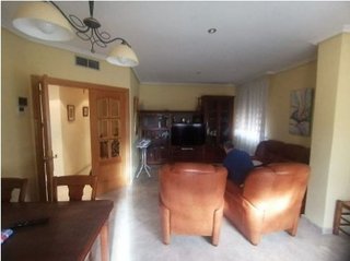 Piso en venta en Santa Cruz - Industria - Polígono Campollano en Albacete