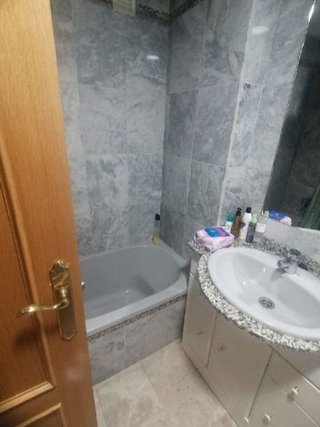 Piso en venta en Santa Cruz - Industria - Polígono Campollano en Albacete
