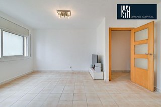 Piso en venta en Eixample Sud – Migdia en Girona
