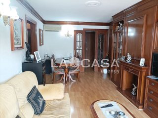 Piso en venta en Riu en Santa Coloma de Gramanet