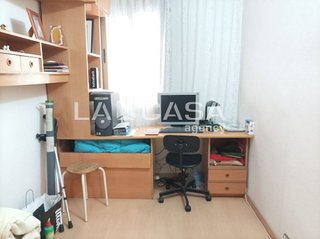 Piso en venta en Riu en Santa Coloma de Gramanet