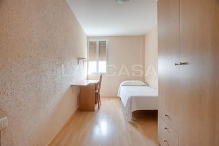 Piso en venta en Bellvitge en Hospitalet de Llobregat, L´