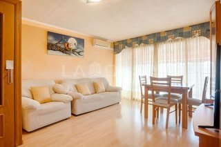 Piso en venta en Bellvitge en Hospitalet de Llobregat, L´