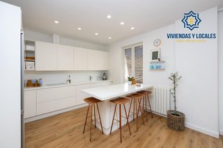 Piso en venta en Centro - Sagrario en Granada