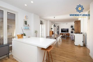 Piso en venta en Centro - Sagrario en Granada