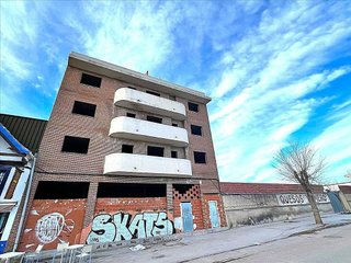 Edificio en venta en Centro de Especialidades en Ocaña