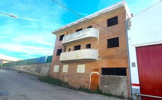 Edificio en venta en Centro de Especialidades en Ocaña