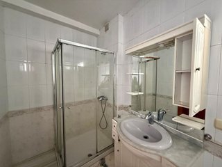 Piso en venta en Grove (O)
