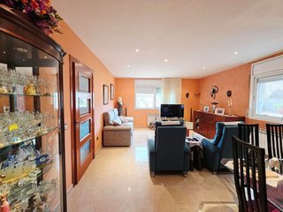 Chalet en venta en Vallirana