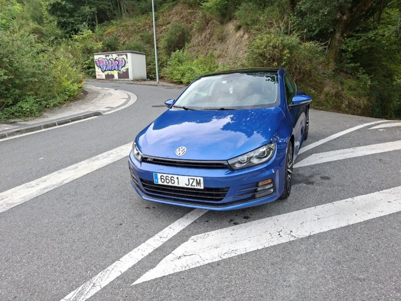 Volkswagen Scirocco 2017 - foto 1