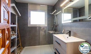 Chalet en venta en Empuriabrava en Castelló d´Empúries