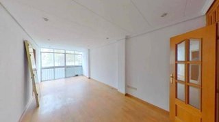 Piso en venta en Gavarra en Cornellà de Llobregat