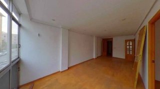 Piso en venta en Gavarra en Cornellà de Llobregat