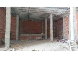 Local comercial en venta en Hermanos Falcó - Sepulcro Bolera en Albacete